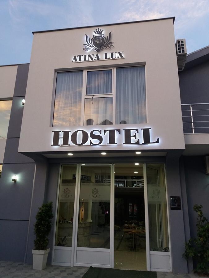 Atina Lux Hostel เลสโควัซ ภายนอก รูปภาพ